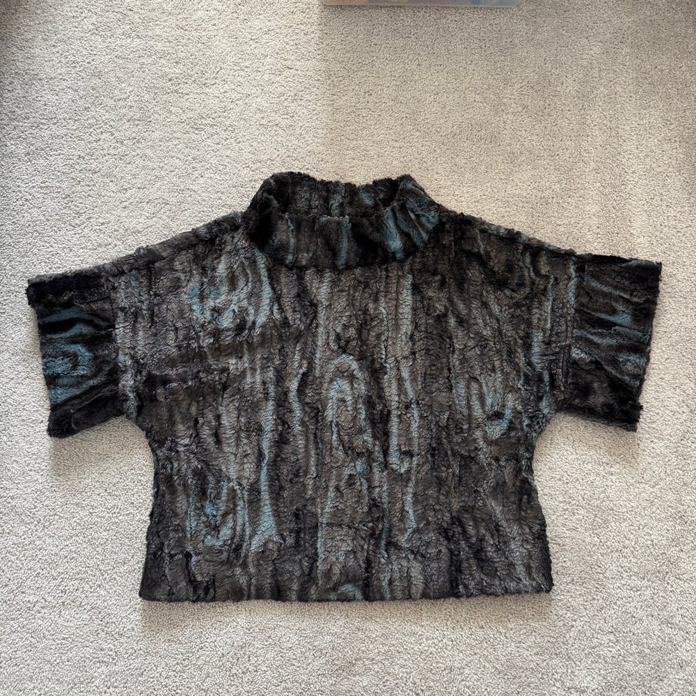 Ivy Jane Faux Fur Mock Neck Top Brown Blue Short Sleeve Boxy Blouse 630099 S/M